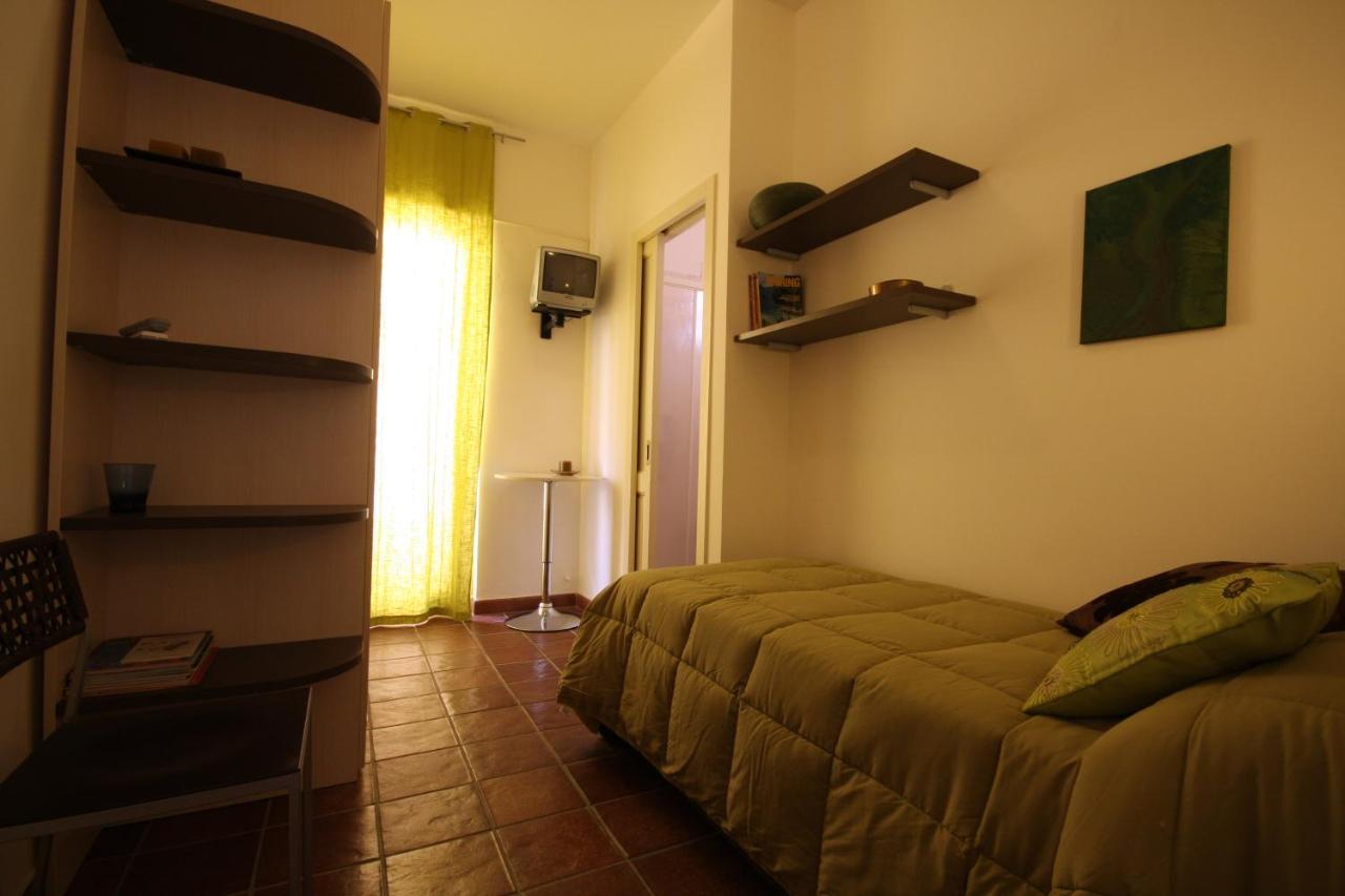 Porta Del Vento Bed & Breakfast Giardini Naxos Exterior foto