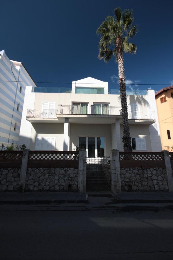Porta Del Vento Bed & Breakfast Giardini Naxos Exterior foto