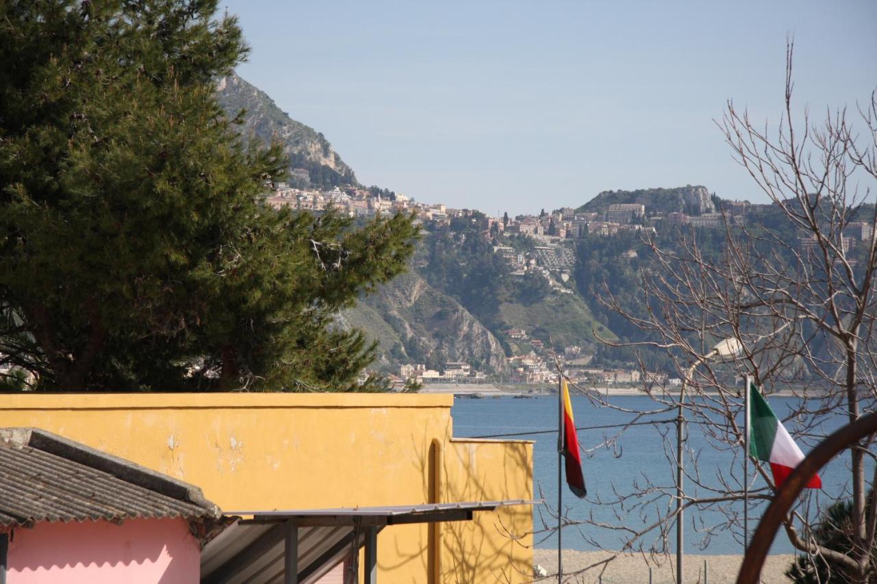 Porta Del Vento Bed & Breakfast Giardini Naxos Exterior foto
